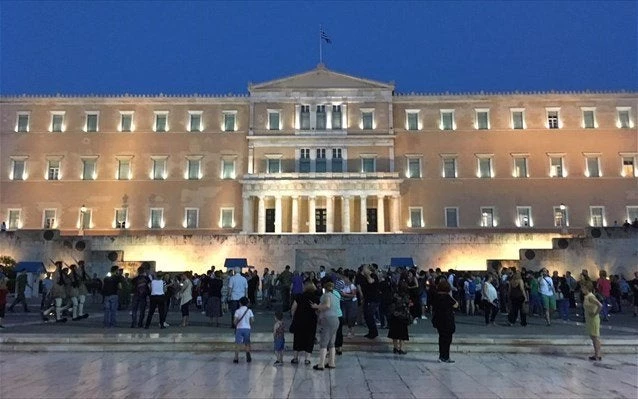 Το νέο Σύνταγμα της Ελλάδας στα χνάρια που χαράχθηκαν με το Σύνταγμα της Τροιζήνας